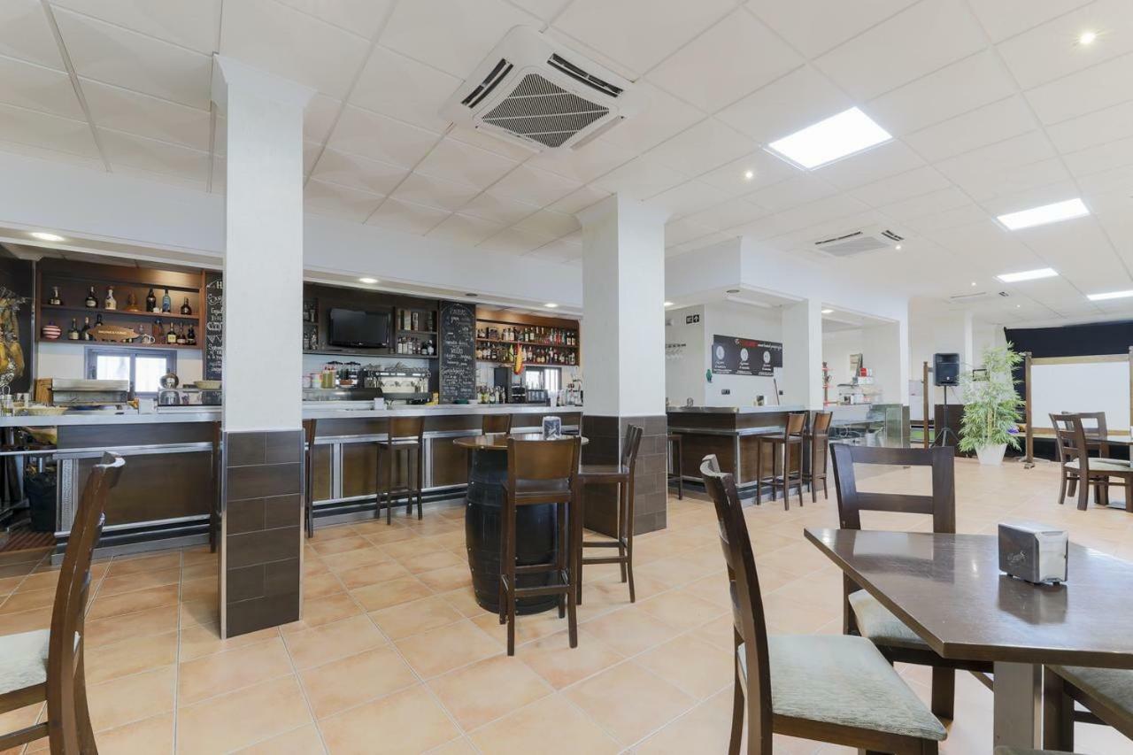 Hotel Restaurante Moya Monesterio Bagian luar foto
